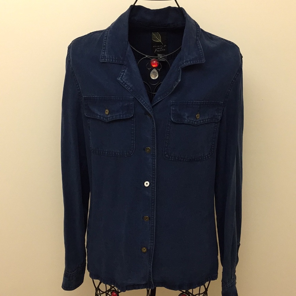 Dark Wash Button Up Long Sleeve Shirt Size 2
